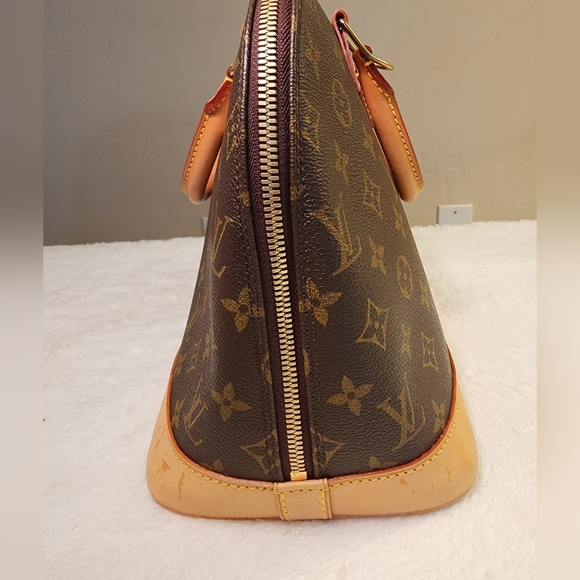 ❌️SOLD❌️ Louis Vuitton Monogram Alma PM Comes with strap - Picture 4 of 12